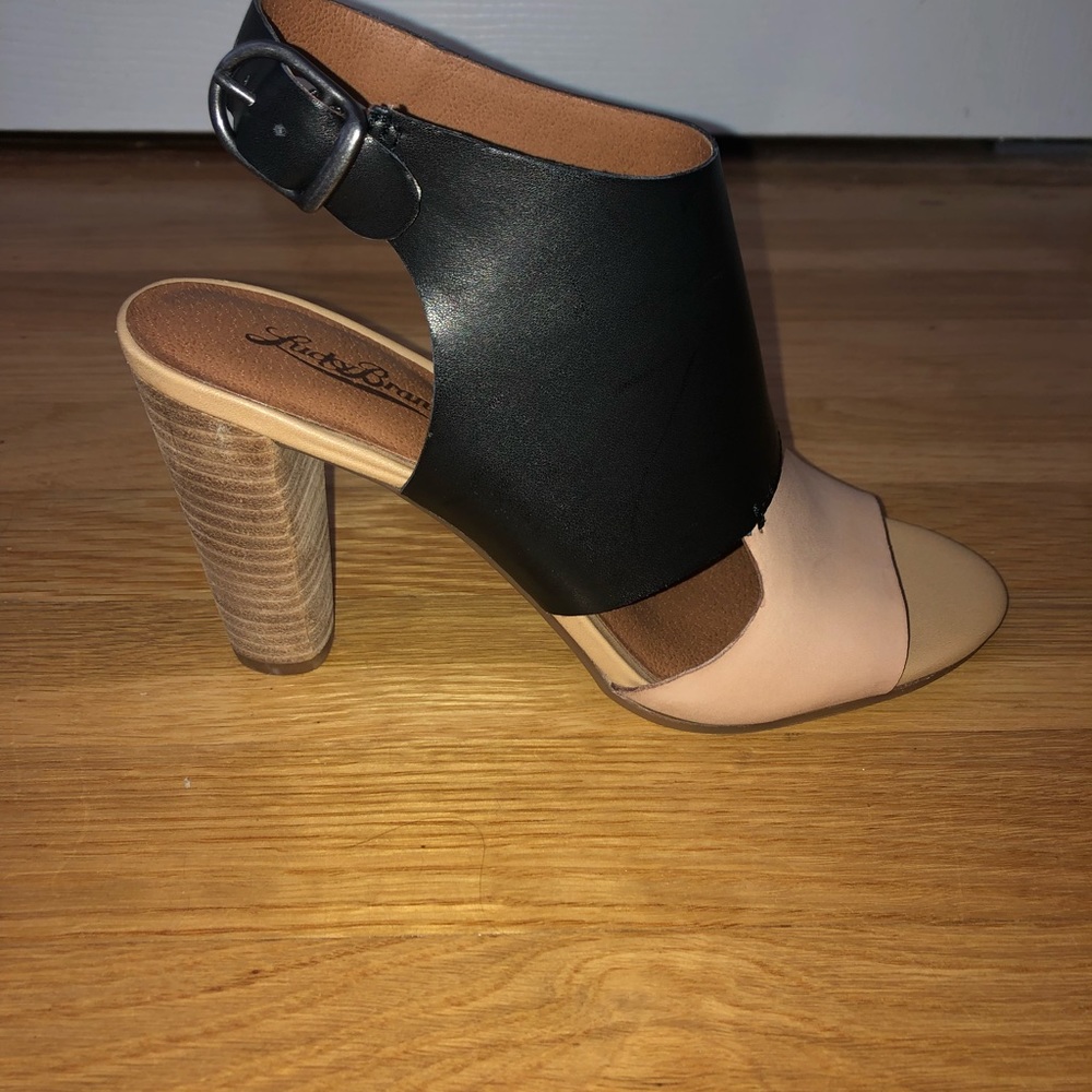 Lucky brand shoes